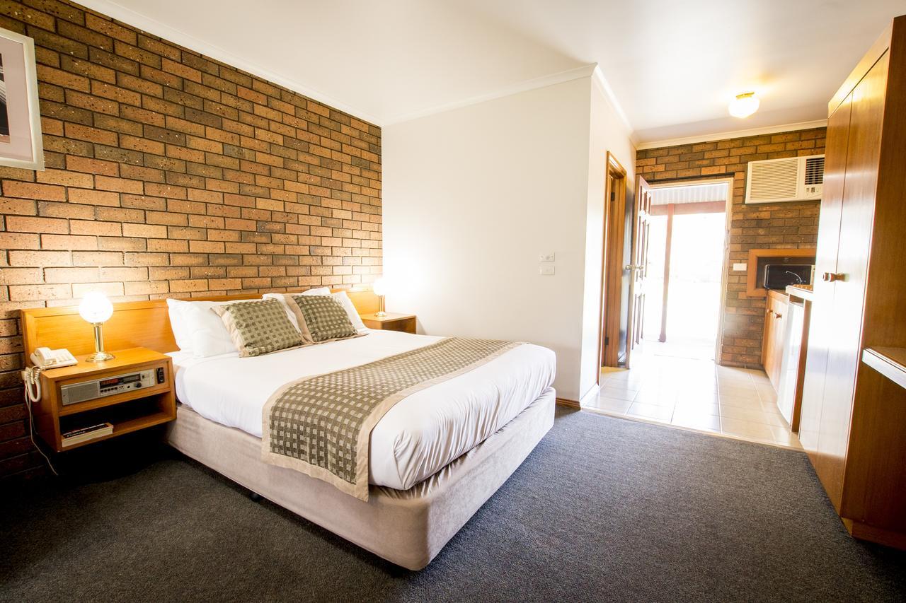 Sportslander Motor Inn Moama Exterior foto